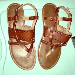 Brown sandals size 9